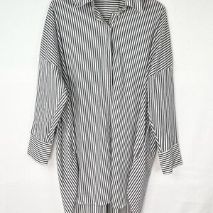Secular The Harley Shirt in Striped Oversized Tunic Medium Button Long Sleeve